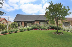 Charming Pasadena English Cottage on Tree Lined Street